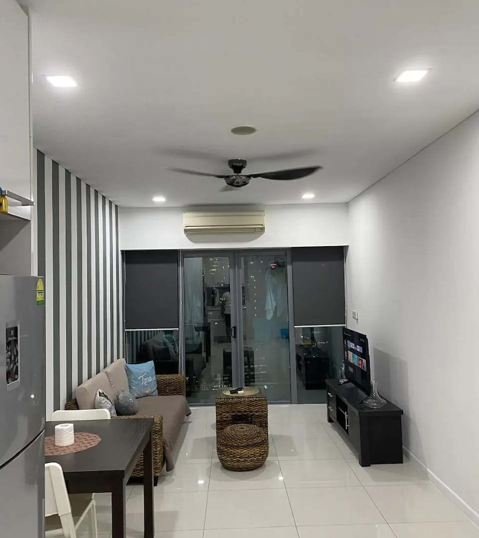 Appartamento Mercu Summer Suites Klcc By Minutepointhome Kuala Lumpur